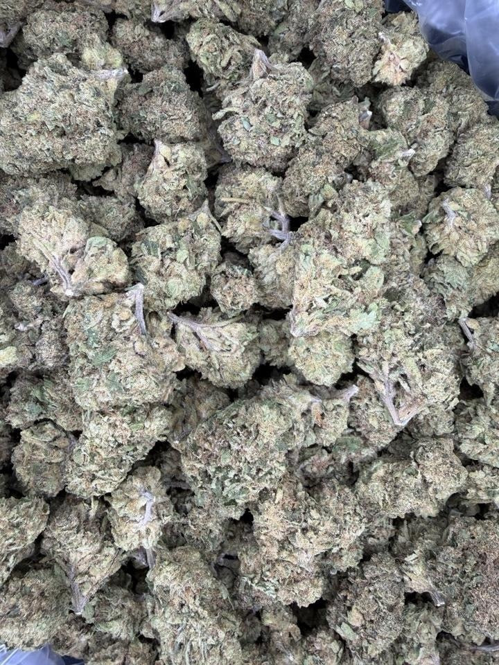 White Gummiez